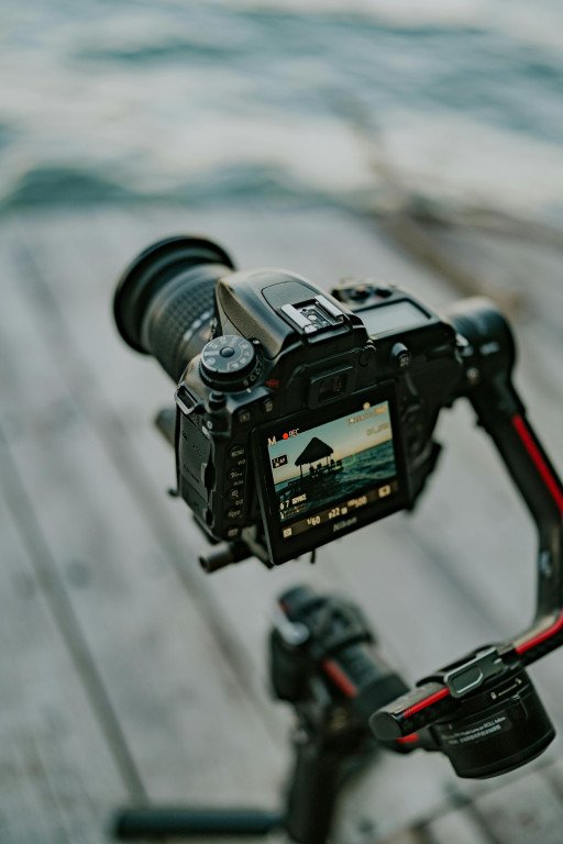 The Ultimate Guide to Selecting the Best Camera for Beginner YouTubers