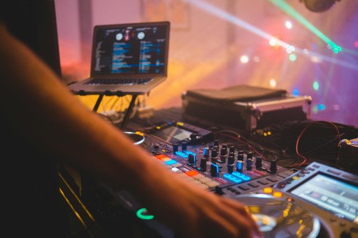 The Ultimate Guide to Choosing the Best Portable DJ Controller for Your Music Endeavors
